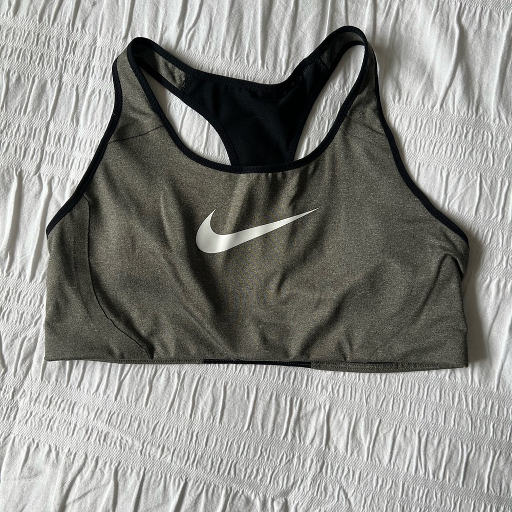 Nike Women's Sports Bra - Black and Gray